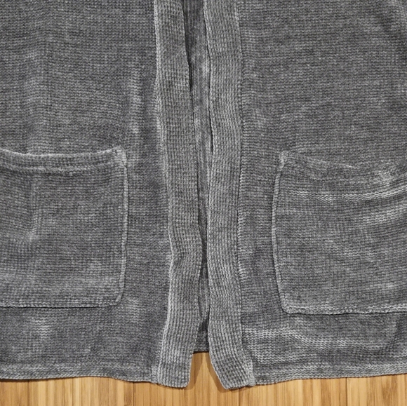 NWOT Pink Rose Gray Cardigan - Picture 3 of 11